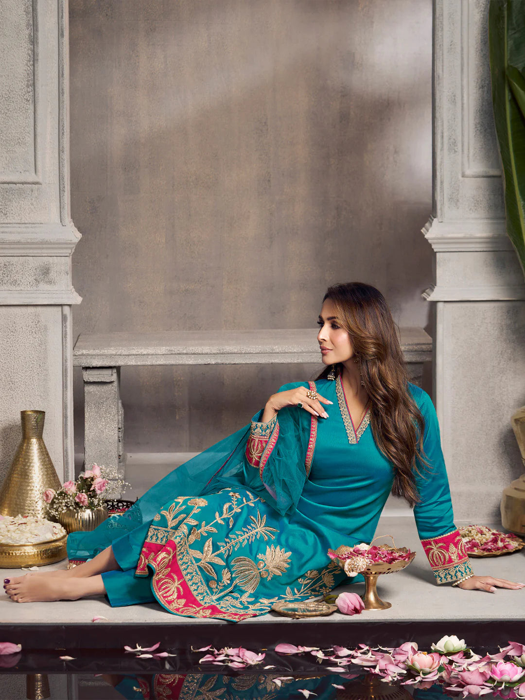 Floral Embroidered Regular Kurta with Trousers & Dupatta
