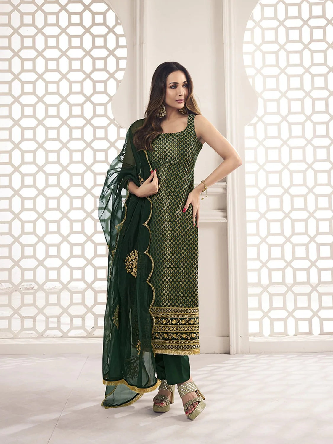 BOTTLE GREEN ZARI WOVEN EMBROIDERED STRIGHT KURTA SET (MALAIKA STYLE)