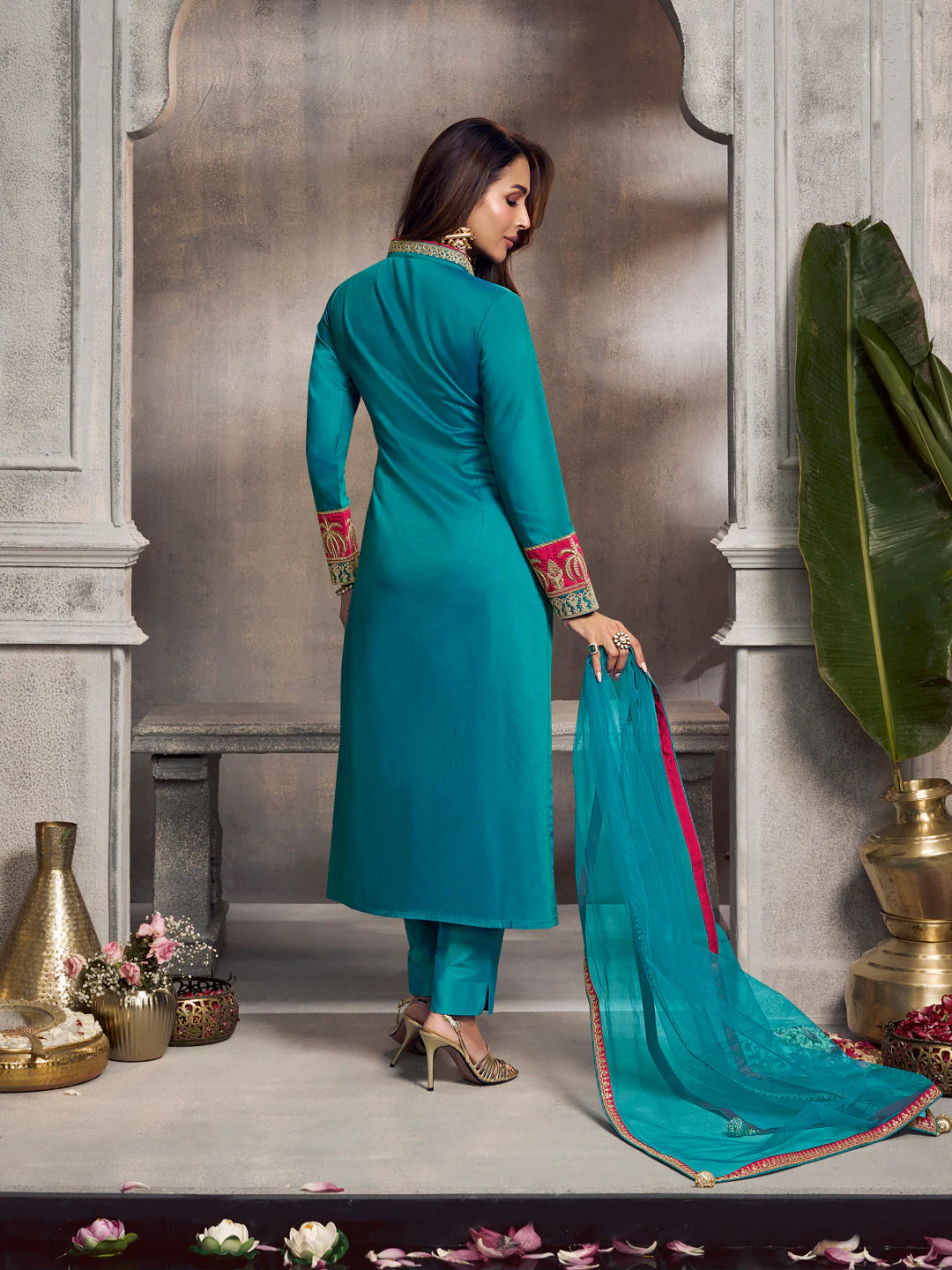 Floral Embroidered Regular Kurta with Trousers & Dupatta
