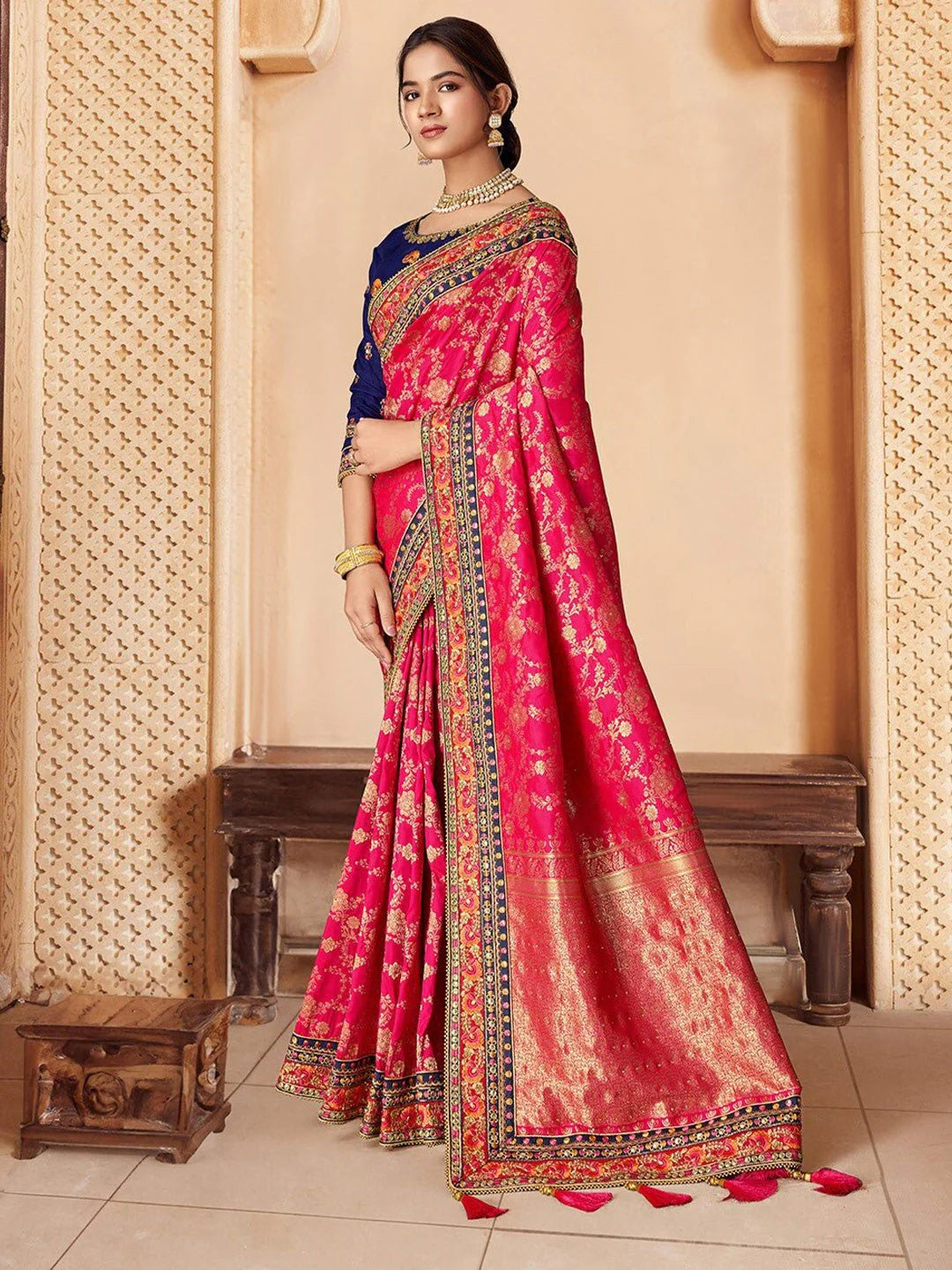 Ethnic Motifs Woven-Designed Saree