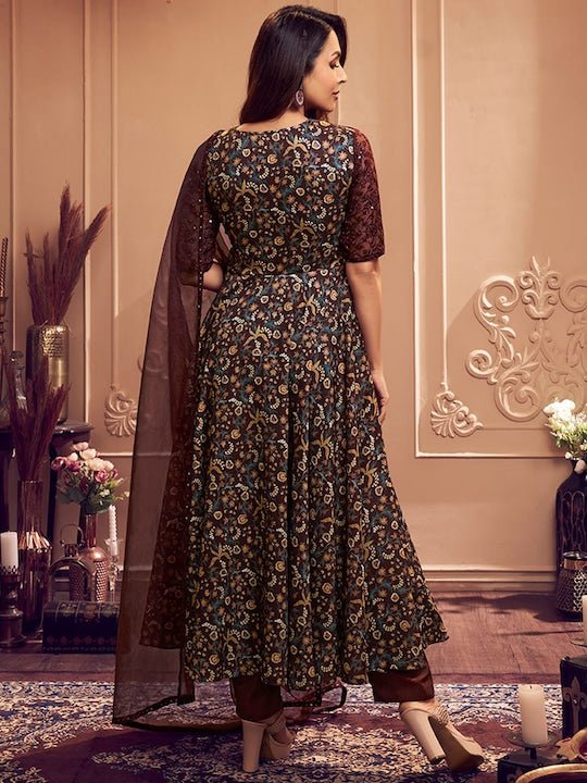 V-NECK THREAD AND SEQUINS EMBROIDERED A-LINE KURTA SET WITH DUPATTA (Malaika Style)